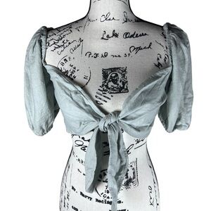 Abercrombie & Fitch Knot Front Crop Top Size XXS